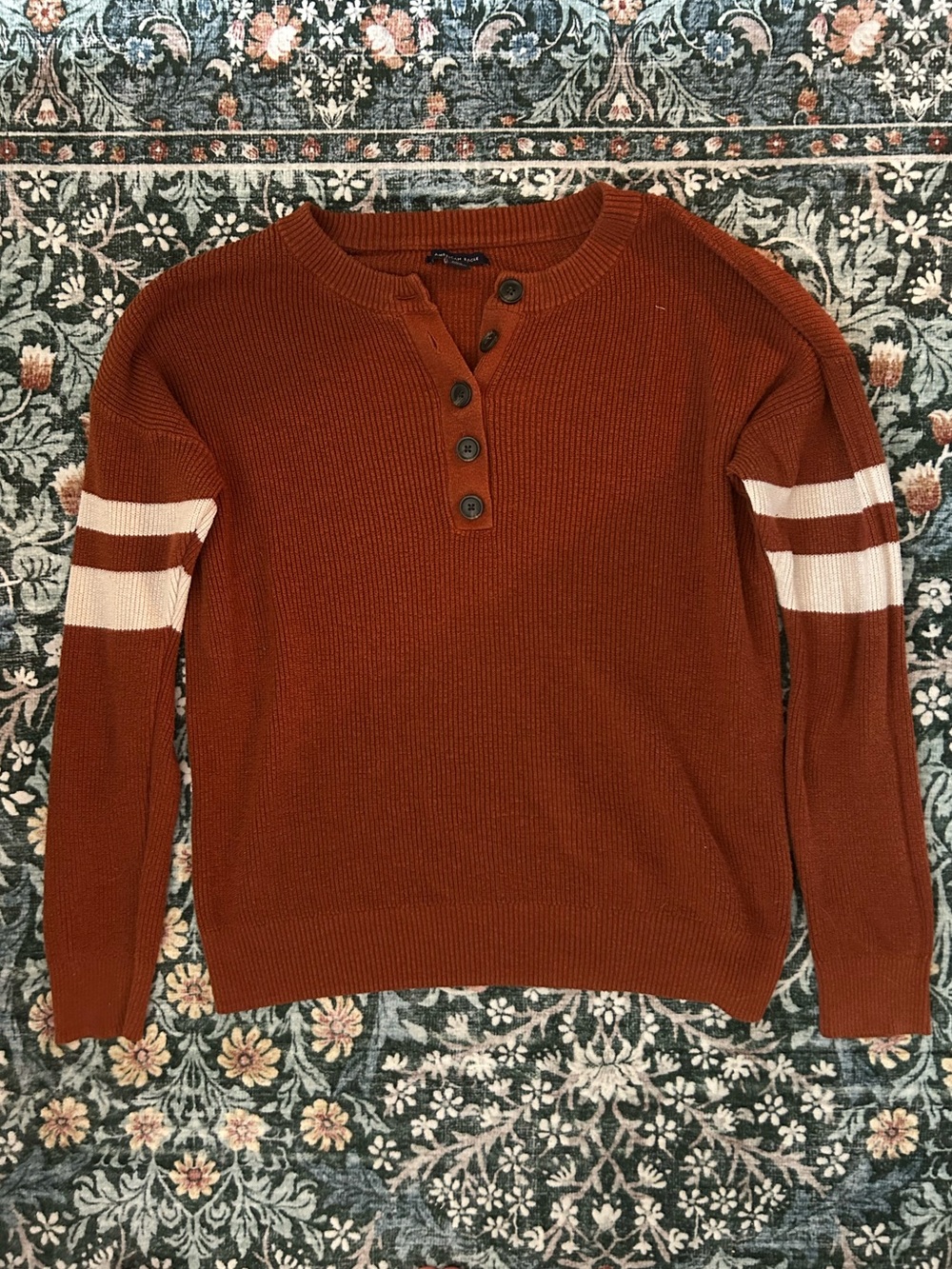 American Eagle Burnt Orange Sweater